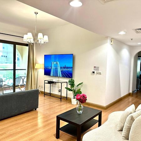 Beautiful 2Br & 4Br Apartments On Jbr Beach, Walking Distance To Bluewaters Island - By Sunkissed Holiday Homes ดูไบ ภายนอก รูปภาพ