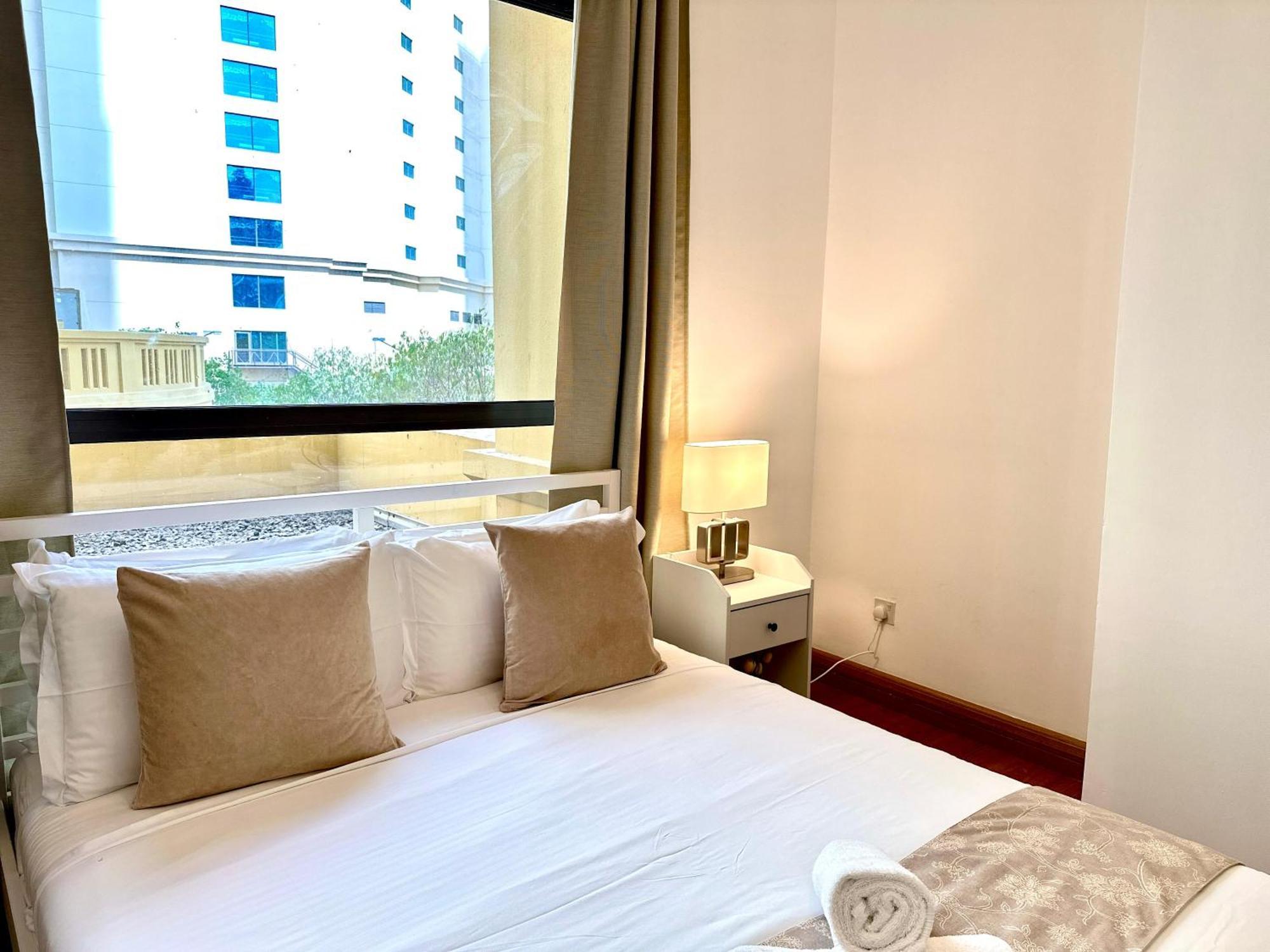 Beautiful 2Br & 4Br Apartments On Jbr Beach, Walking Distance To Bluewaters Island - By Sunkissed Holiday Homes ดูไบ ภายนอก รูปภาพ