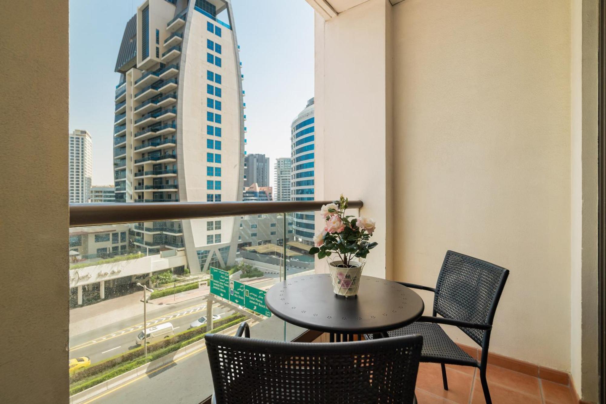 Beautiful 2Br & 4Br Apartments On Jbr Beach, Walking Distance To Bluewaters Island - By Sunkissed Holiday Homes ดูไบ ภายนอก รูปภาพ