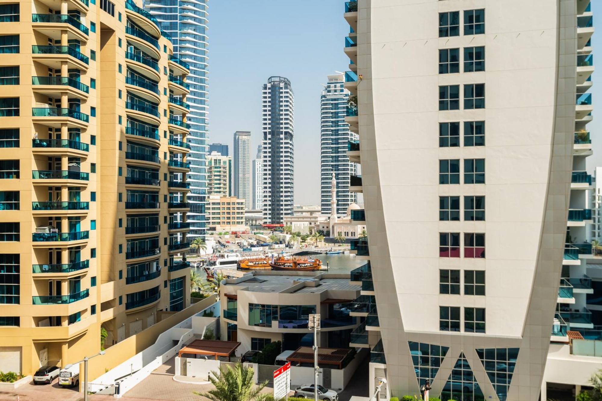 Beautiful 2Br & 4Br Apartments On Jbr Beach, Walking Distance To Bluewaters Island - By Sunkissed Holiday Homes ดูไบ ภายนอก รูปภาพ