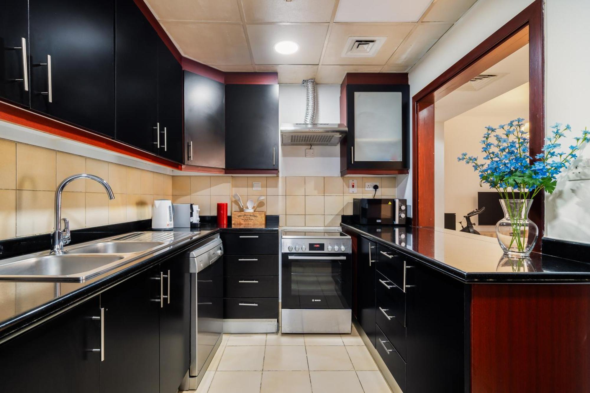 Beautiful 2Br & 4Br Apartments On Jbr Beach, Walking Distance To Bluewaters Island - By Sunkissed Holiday Homes ดูไบ ภายนอก รูปภาพ